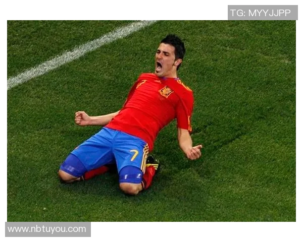 足球球星驰骋赛场瞬间高清动感图片展现速度与力量